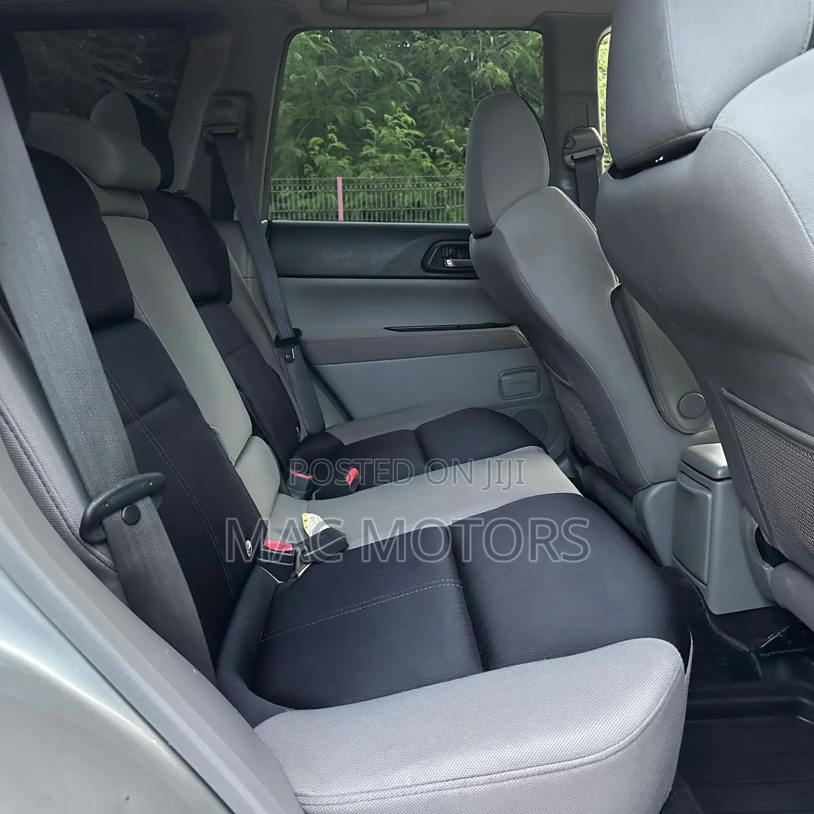 Subaru Forester 2005 Silver