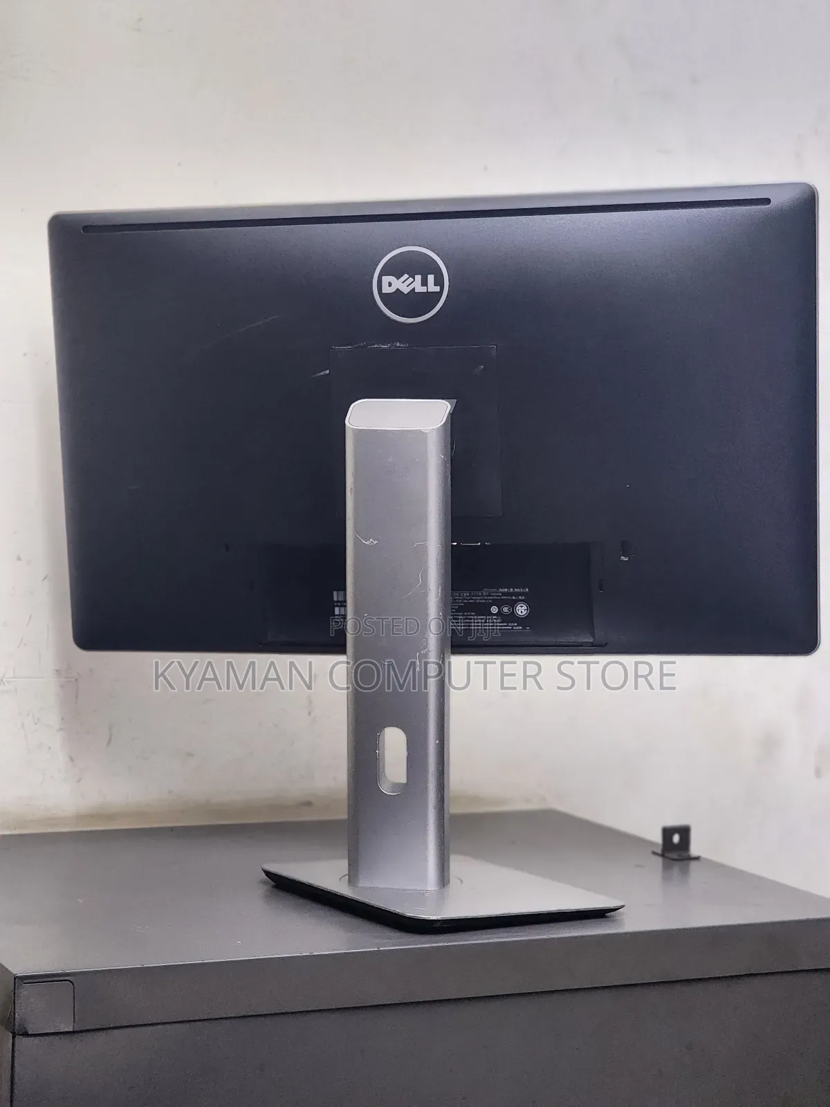 Dell Monitor 24nch