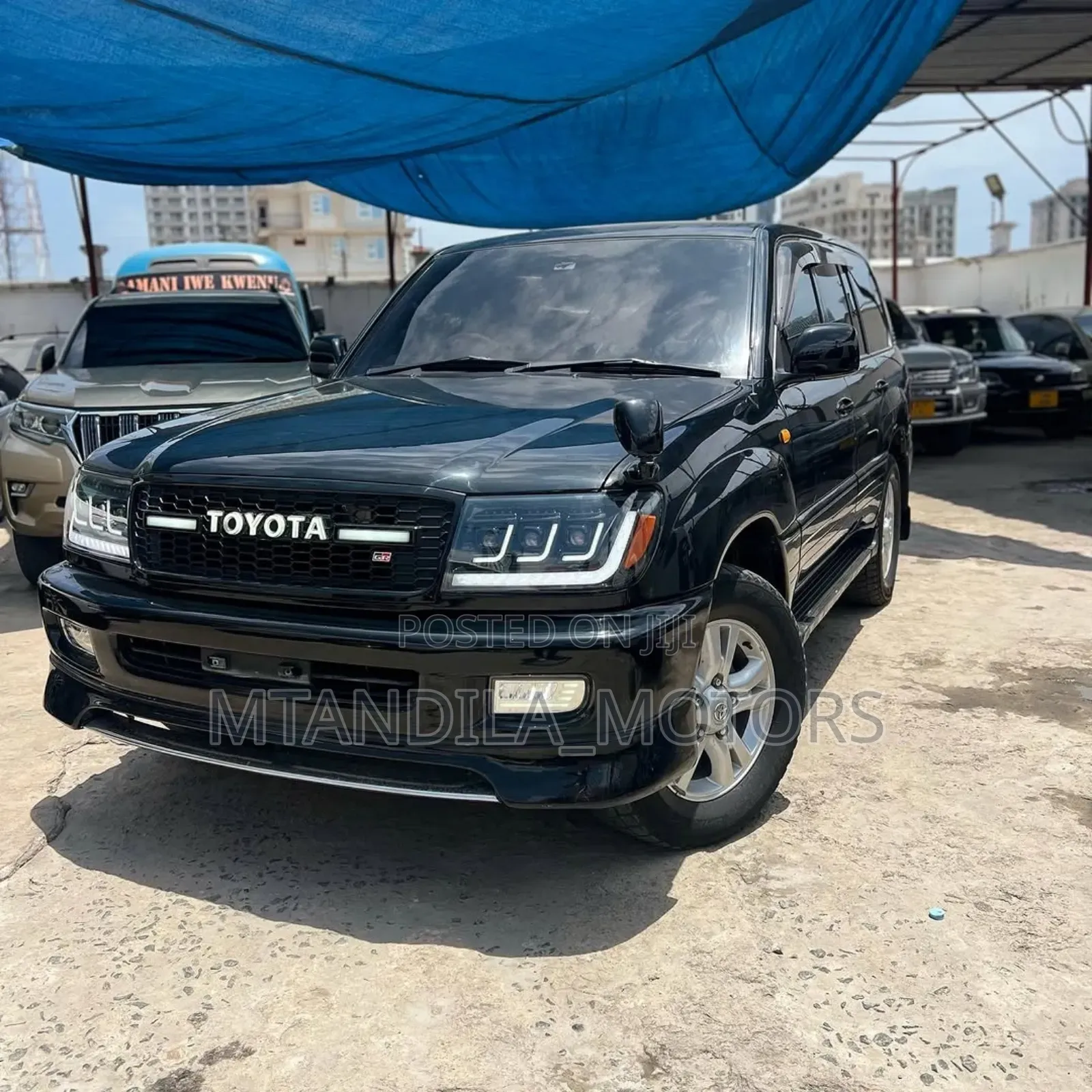 Toyota Land Cruiser 90 Automatic 2001 Black