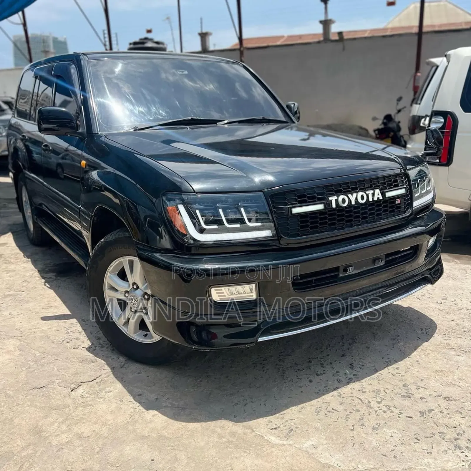Toyota Land Cruiser 90 Automatic 2001 Black
