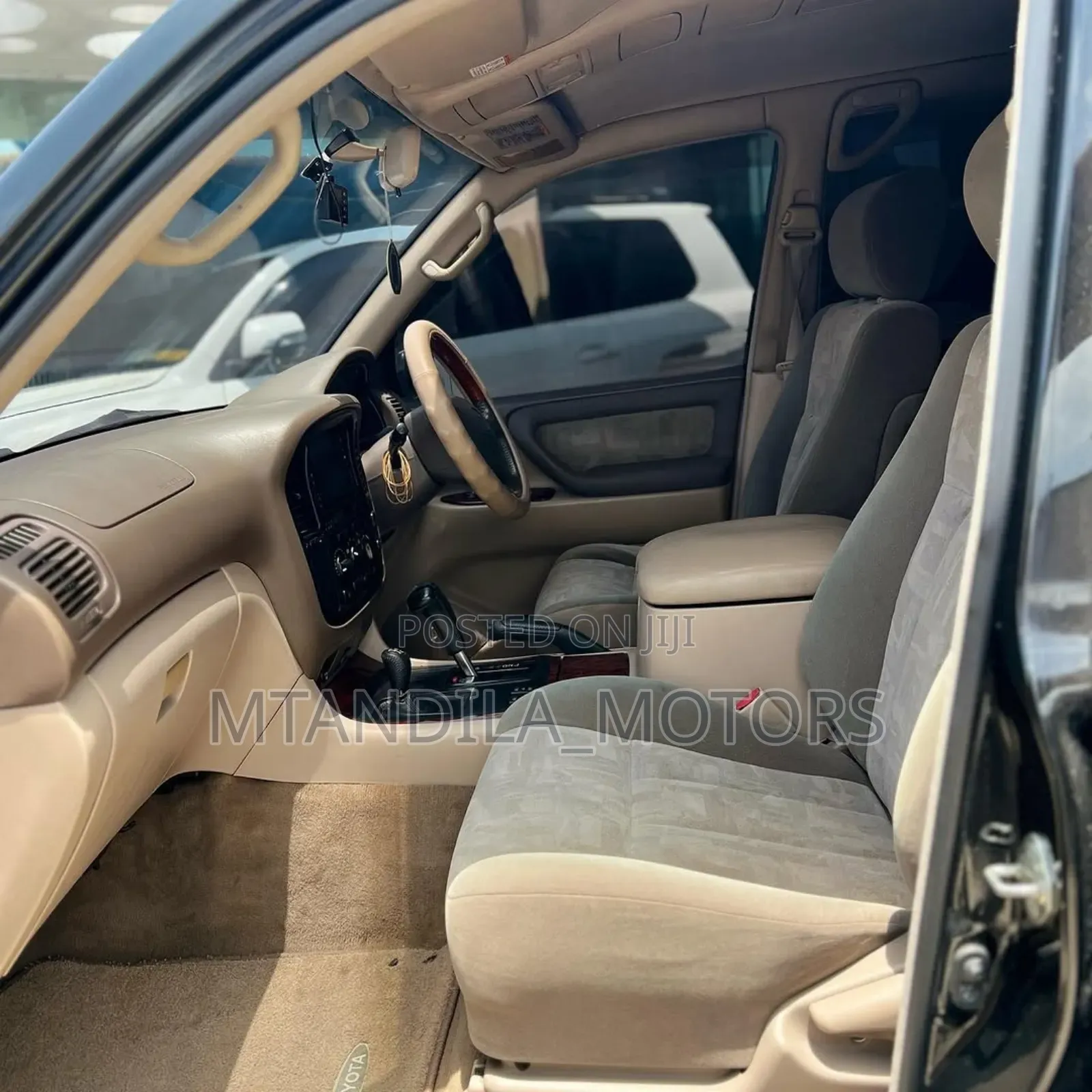 Toyota Land Cruiser 90 Automatic 2001 Black