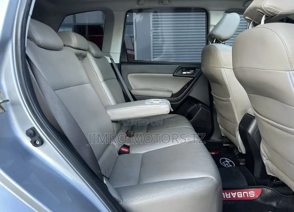 Subaru Forester 2014 Silver