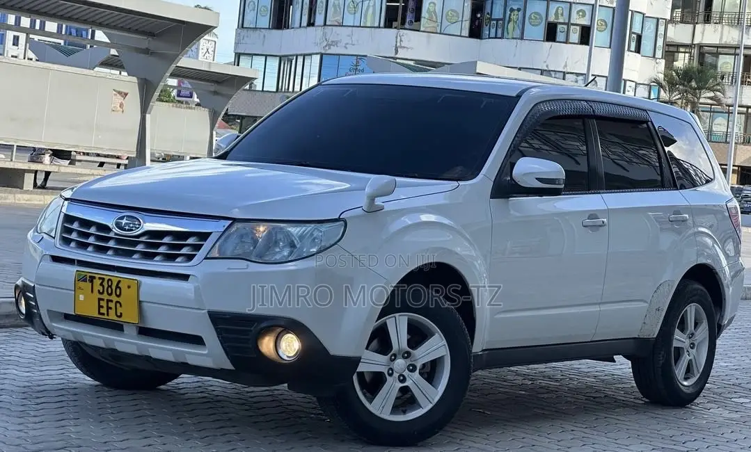 Subaru Forester 2009 White