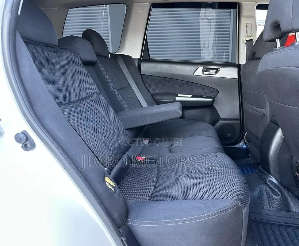 Subaru Forester 2009 White