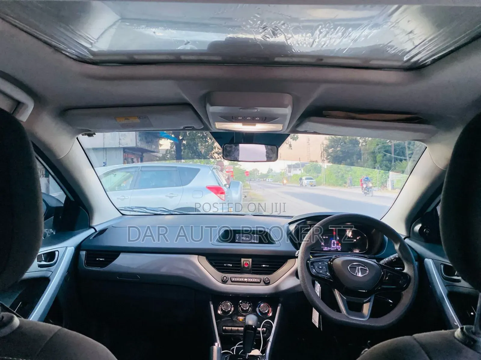 Tata Nexon 2021 White