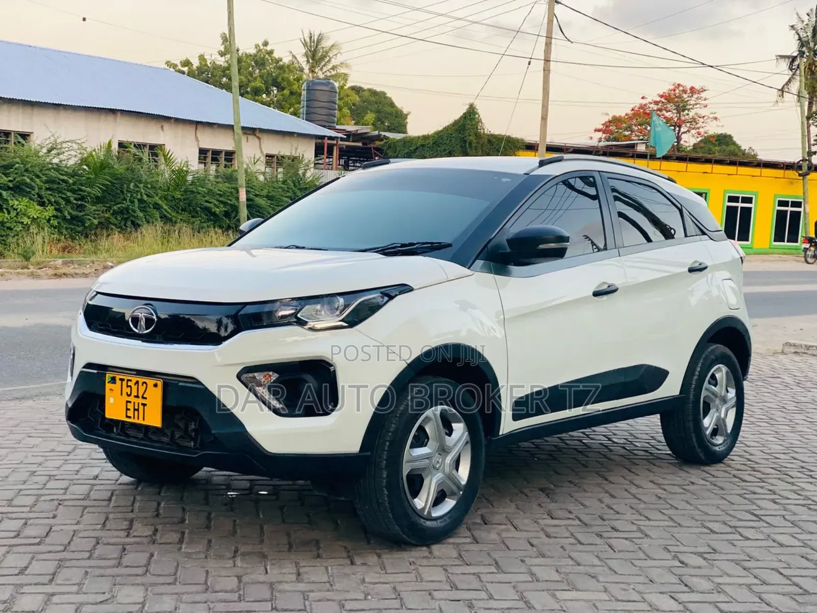 Tata Nexon 2021 White