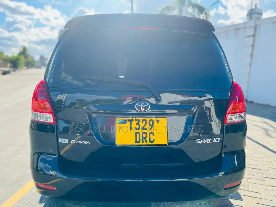 Toyota Corolla Spacio 2005 Black