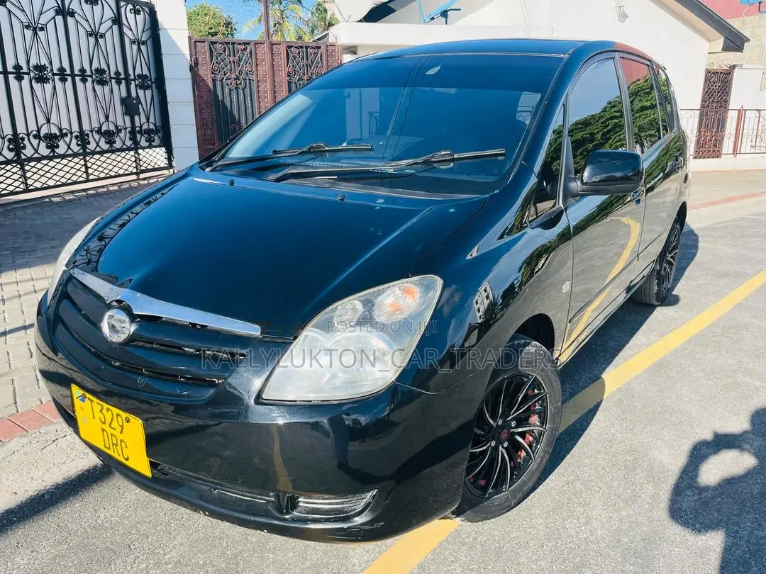 Toyota Corolla Spacio 2005 Black
