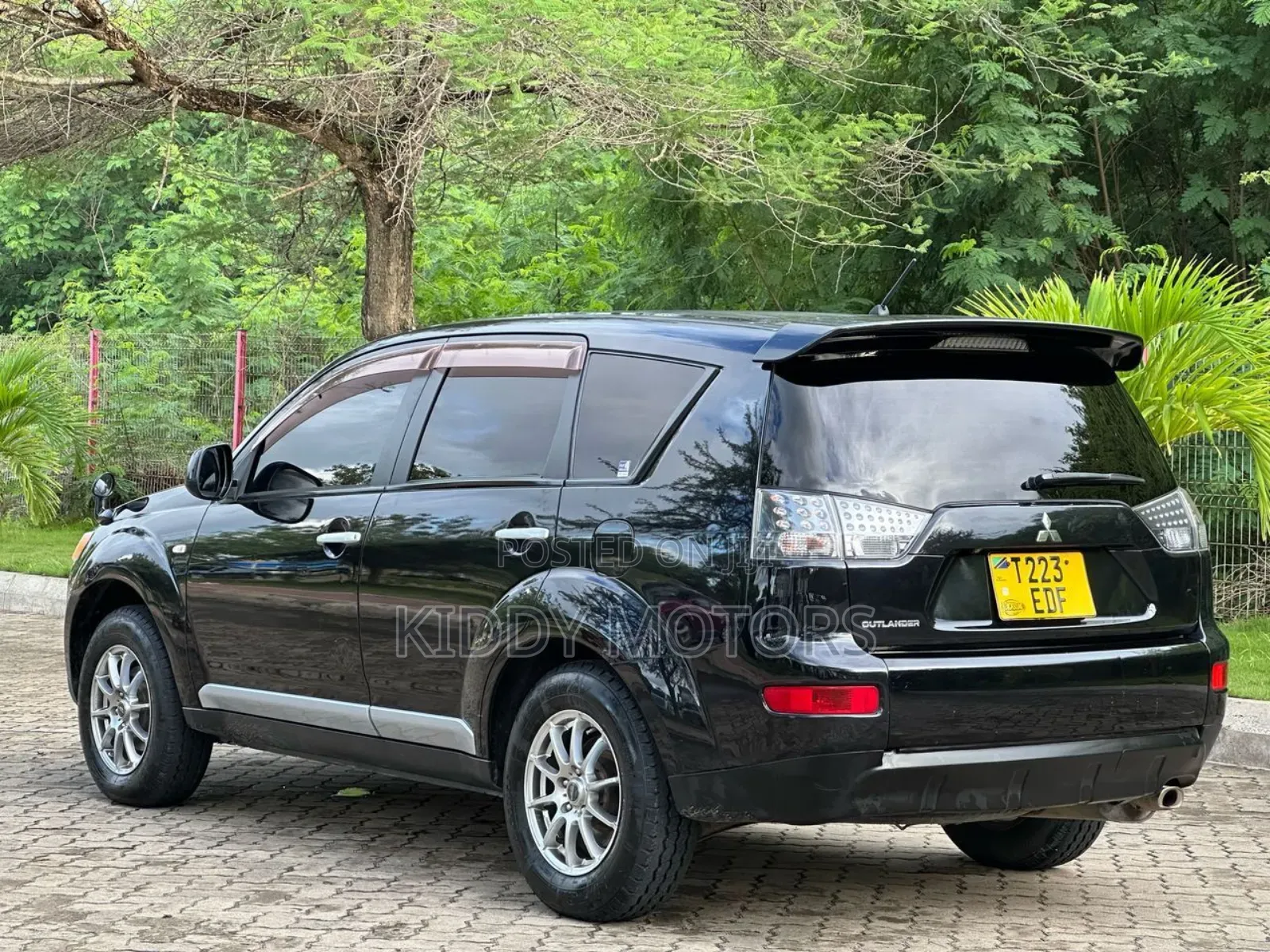 Mitsubishi Outlander 2007 Black