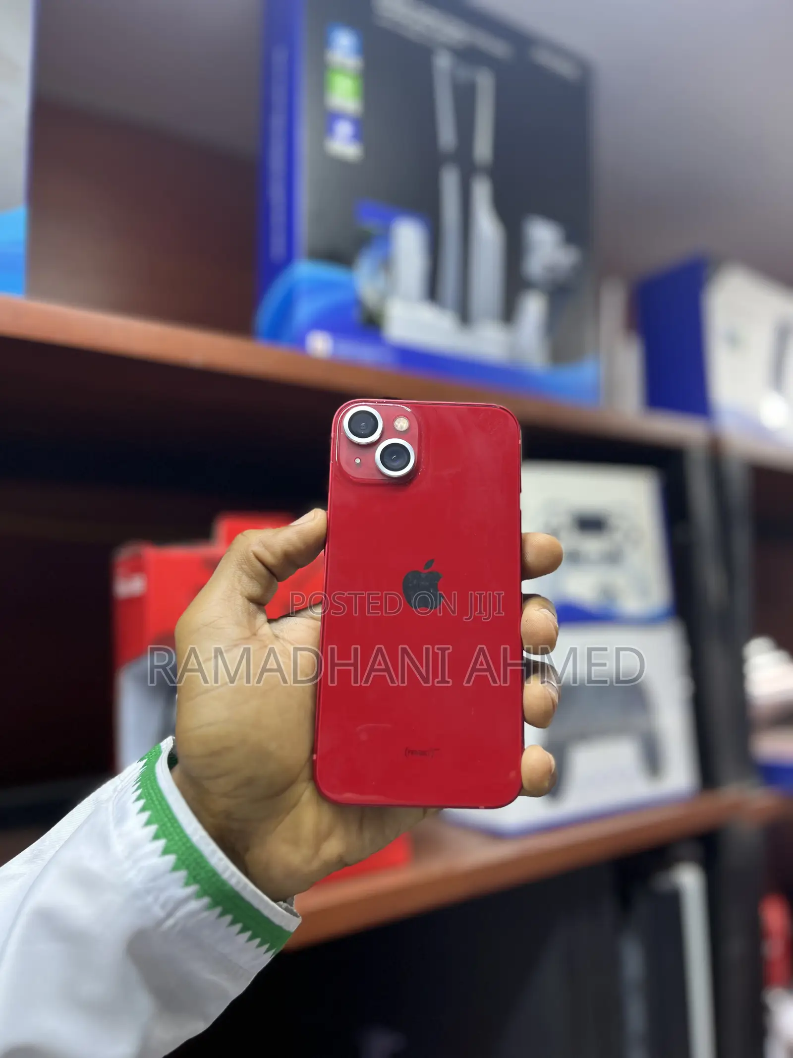 Apple iPhone 13 128 GB Red