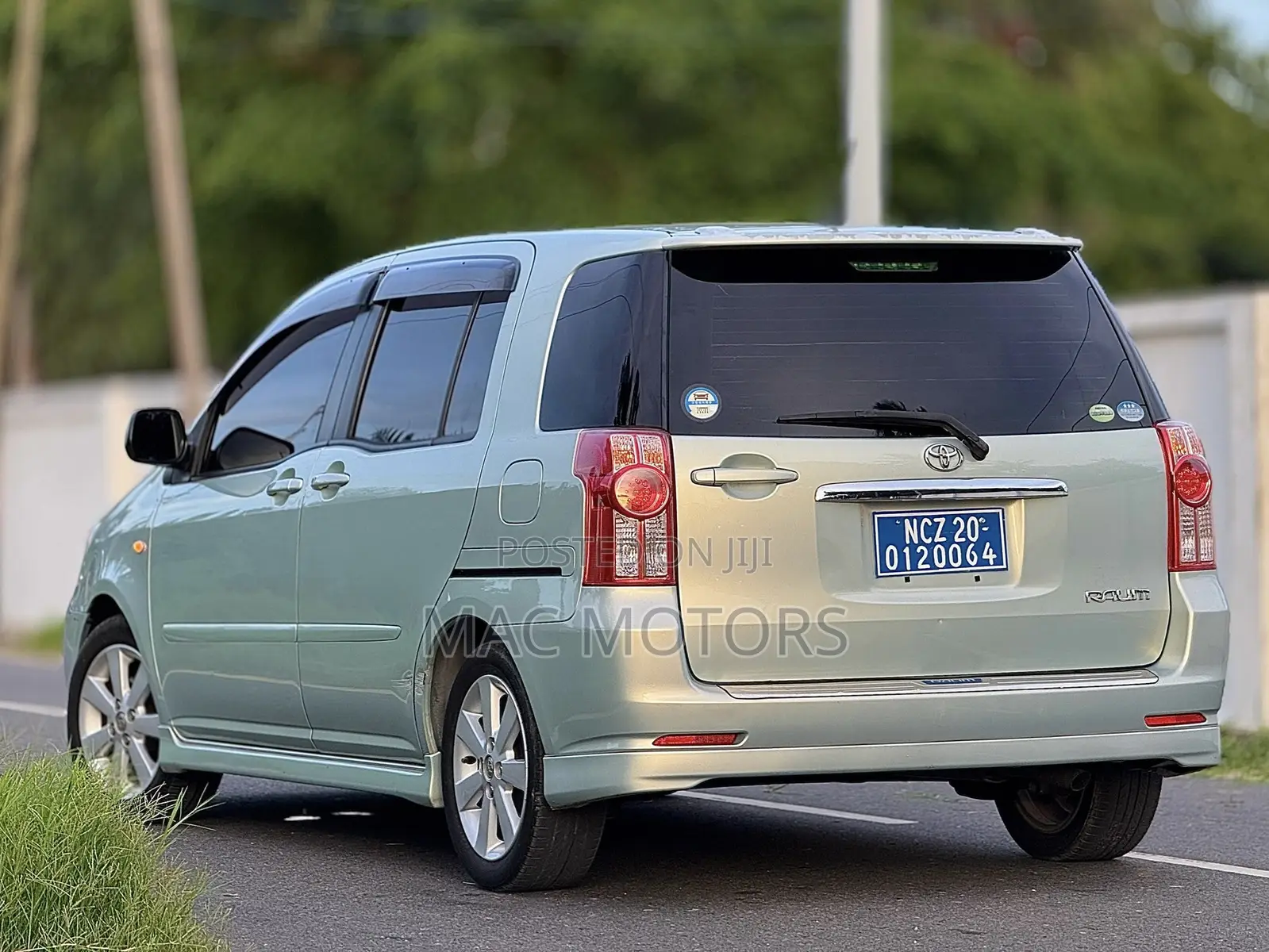 Toyota Raum 2008 Blue