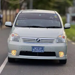 Toyota Raum 2008 Blue