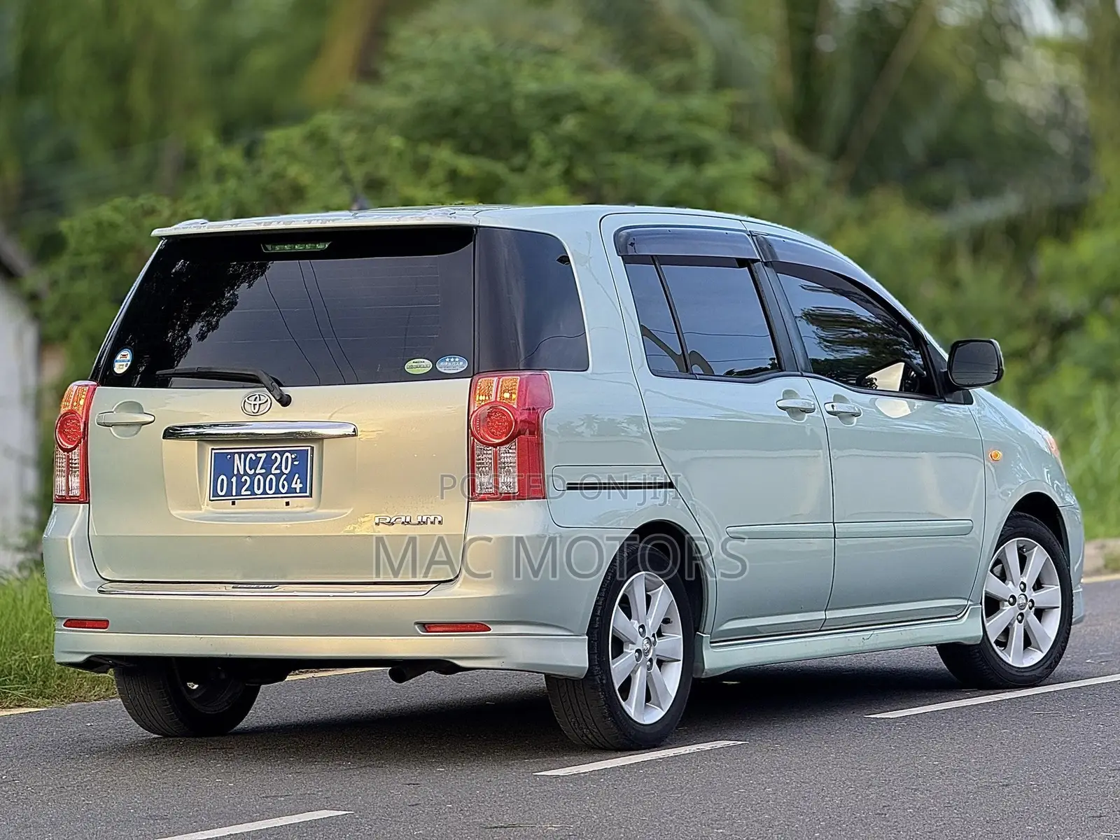 Toyota Raum 2008 Blue