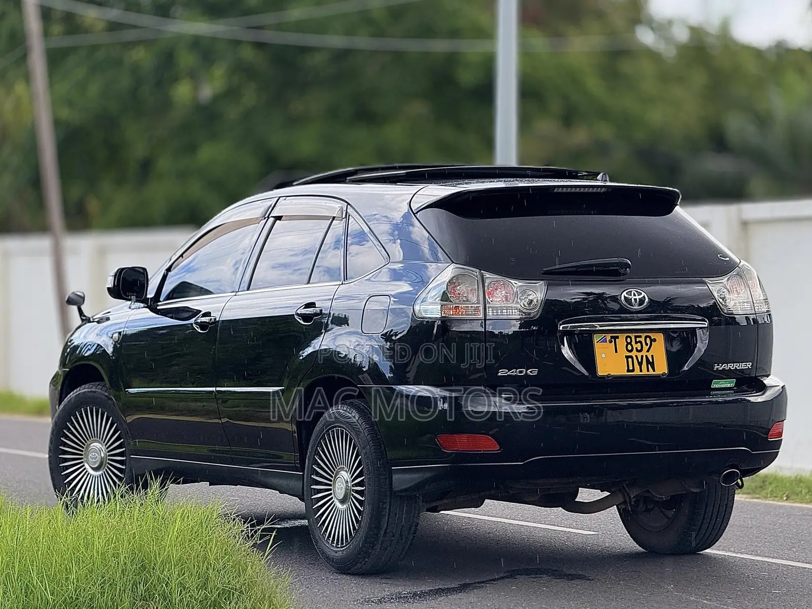 Toyota Harrier 2.4 2005 Black
