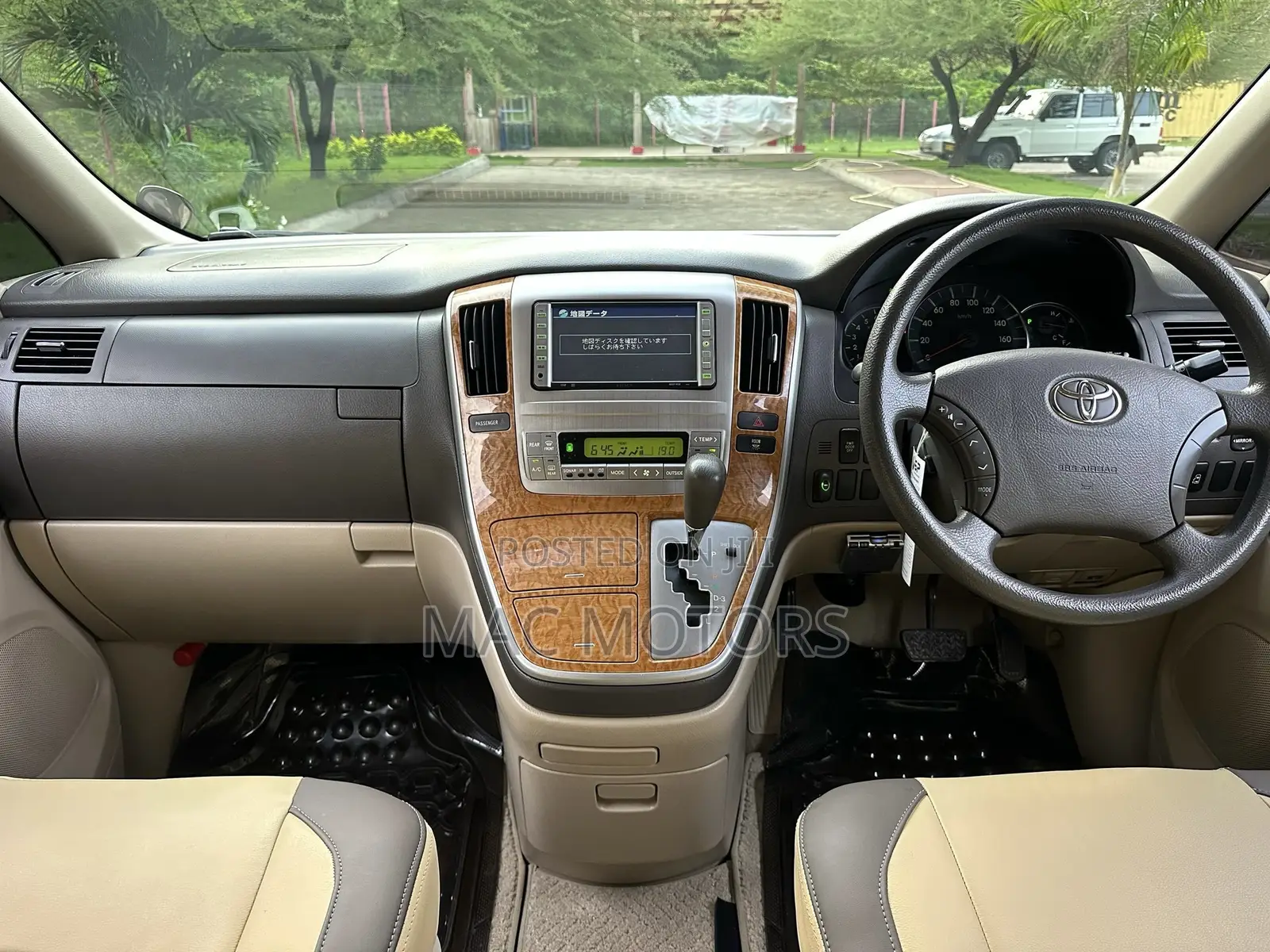 Toyota Alphard 2.4 Petrol FWD 2006 Burgundy