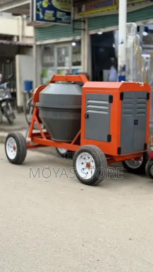 Staunch Concrete Mixer