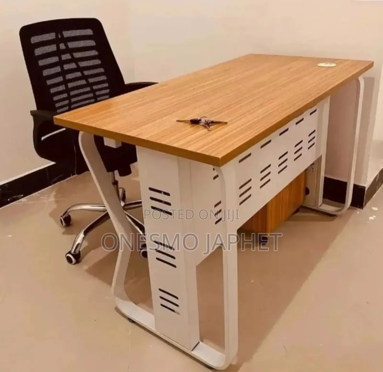 Office Furniture Set