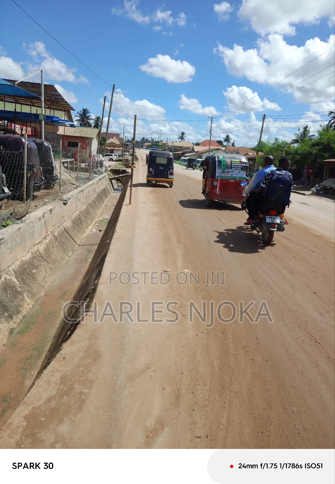 Fremu 17 Za Kibiashara Zinauzwa Ml 700 Ukonga Moshibar.