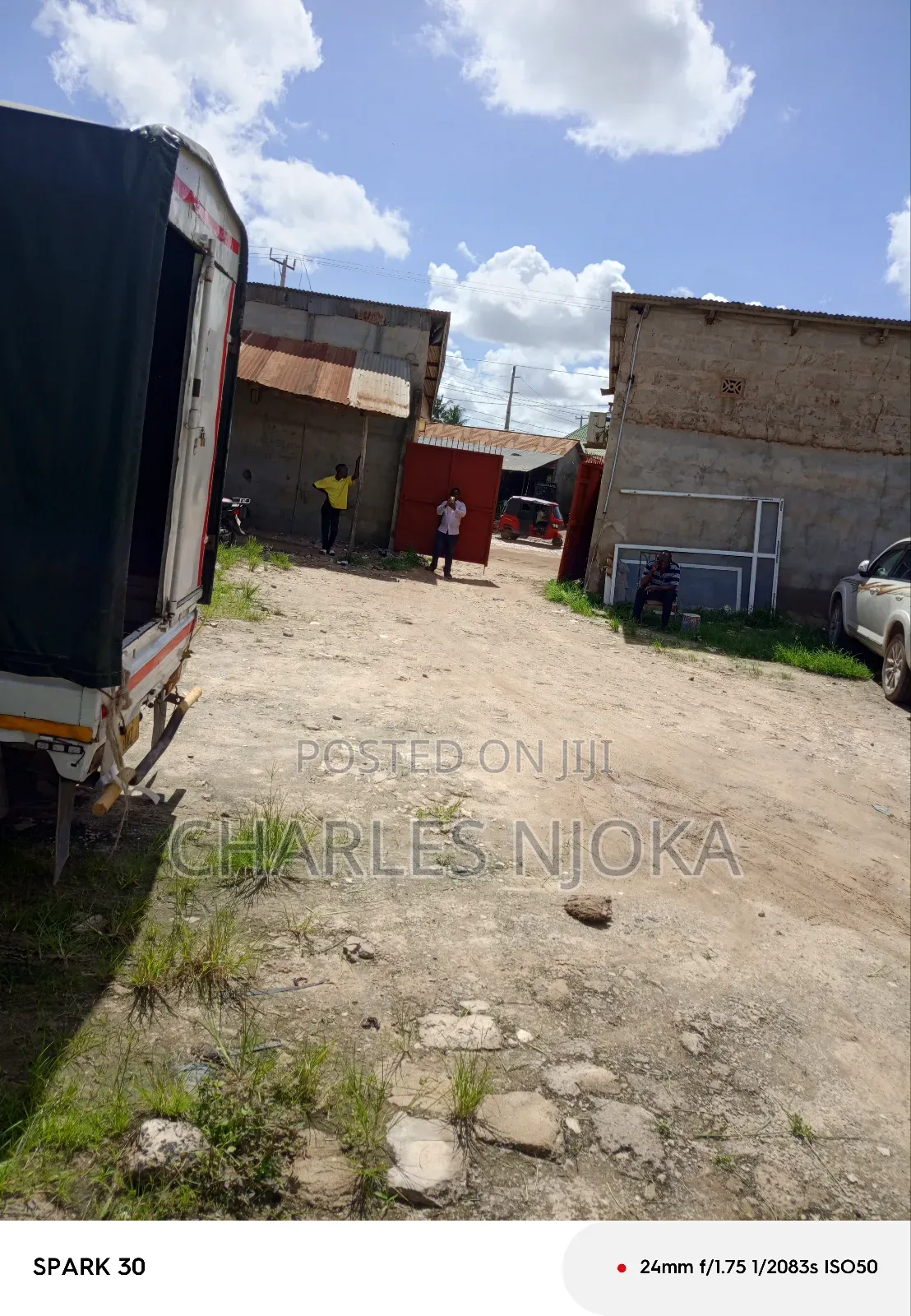 Fremu 17 Za Kibiashara Zinauzwa Ml 700 Ukonga Moshibar.