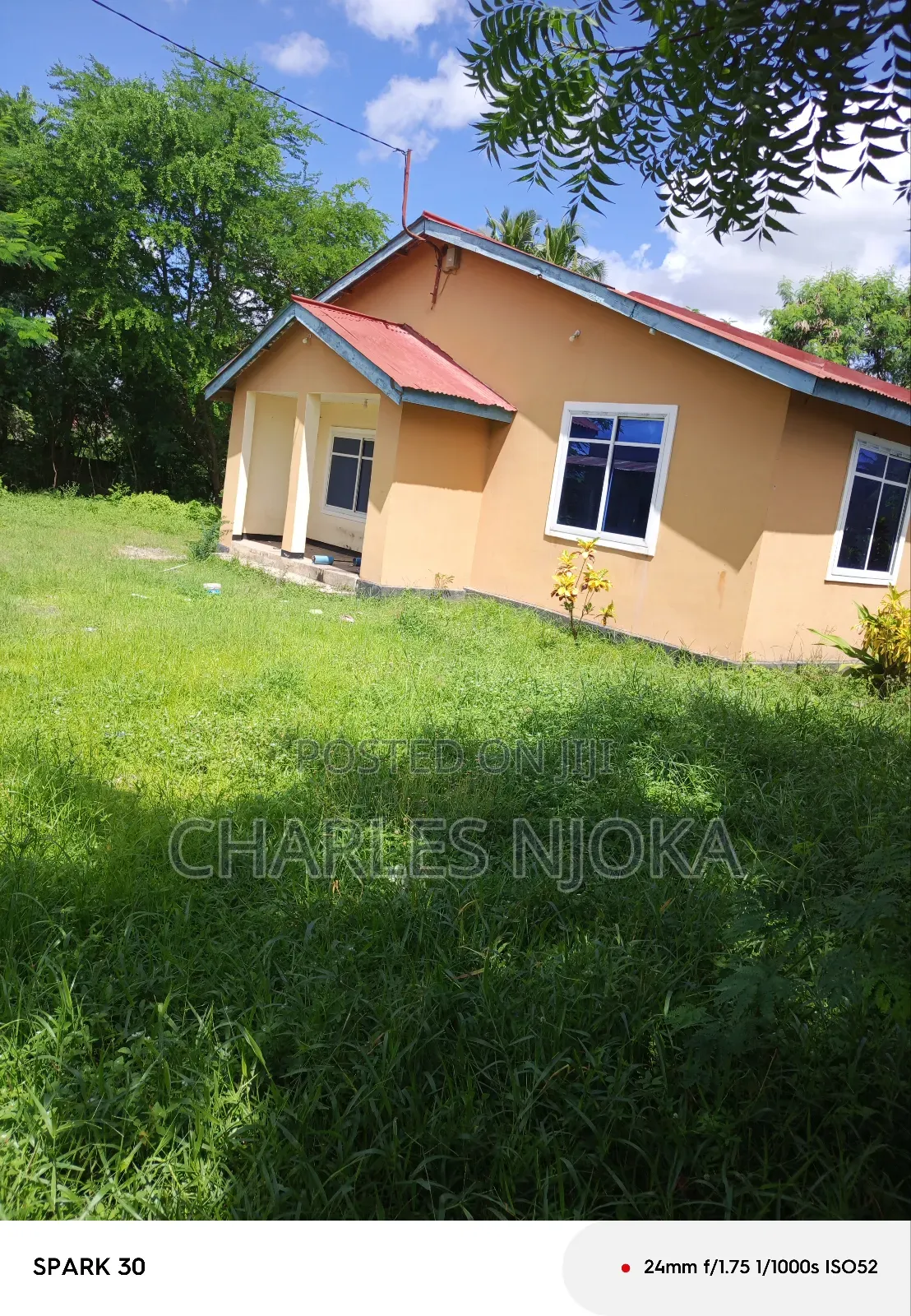 Eneo Sqmita/3000+Nyumba Linauzwa Ml 500 Ukonga Mkolemba.