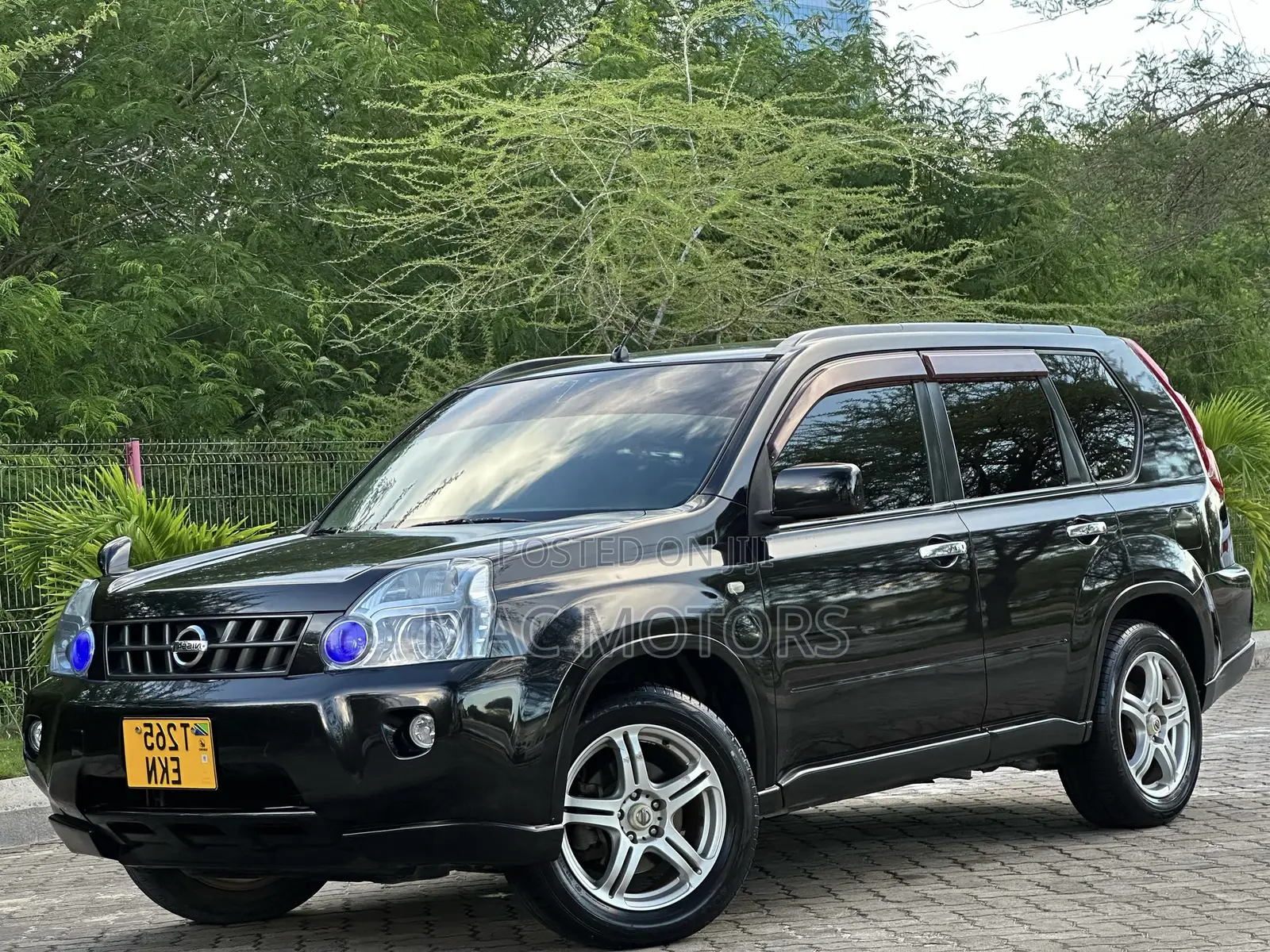 Nissan X-Trail 2.0 2008 Black