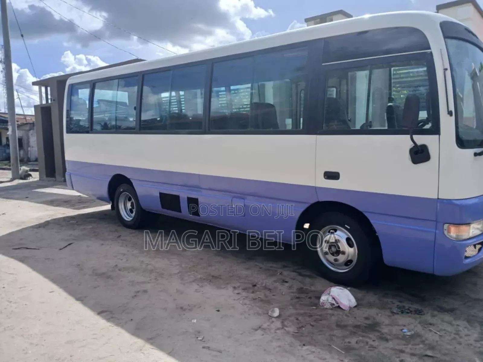 Nissan Civilian 2002 White