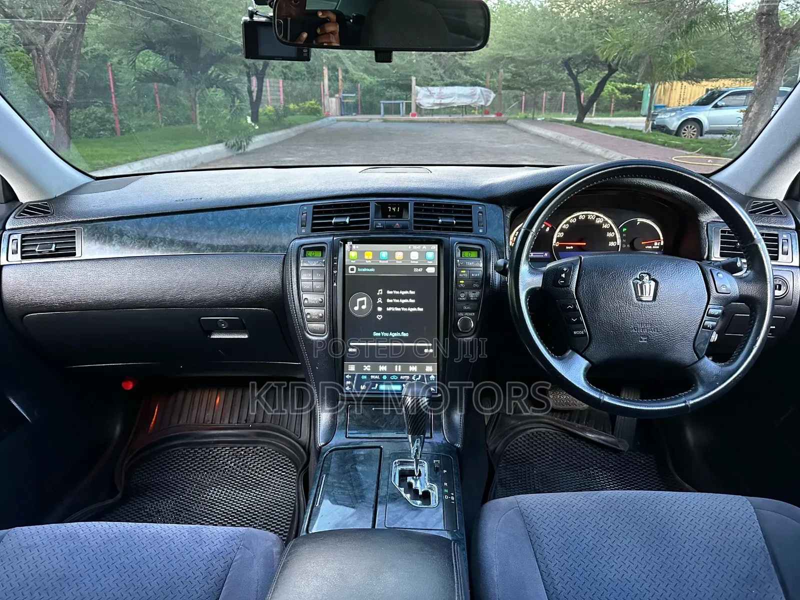 Toyota Crown 2006 Black
