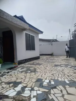3bdrm House in Morocco, Kinondoni for rent