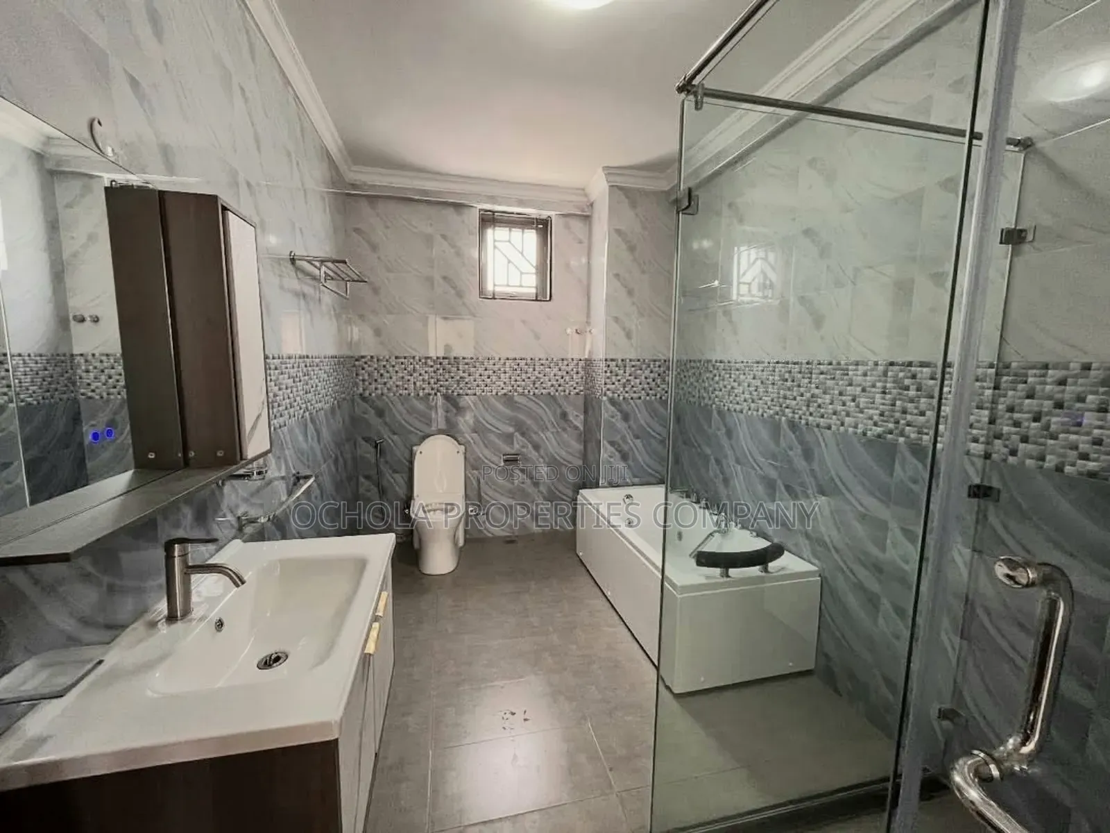4bdrm Villa in Masaki for rent