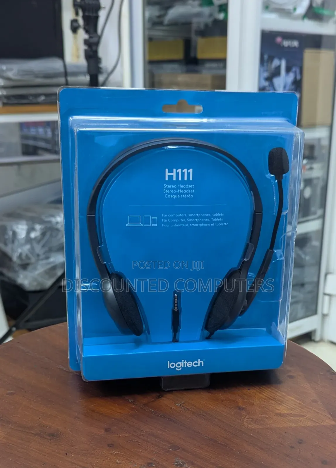 Logitech H111