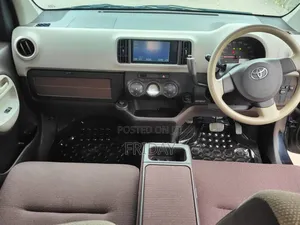 Toyota Passo 2011 Black