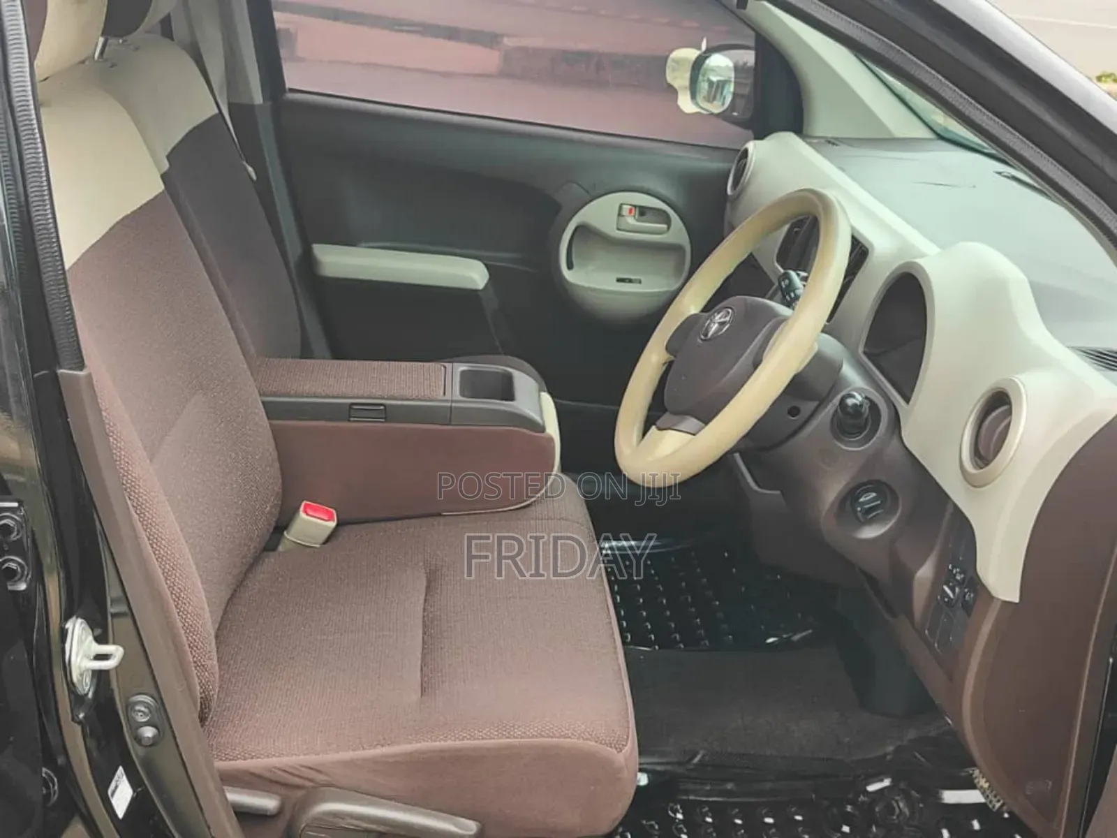 Toyota Passo 2011 Black