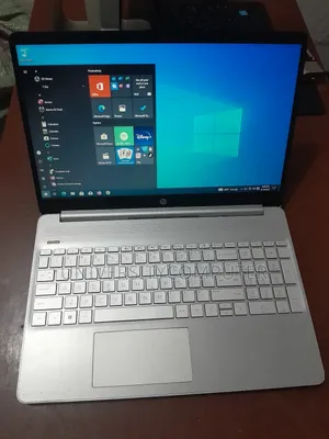 Laptop HP 250 G6 4GB Intel SSD 256GB