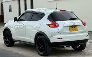 Nissan Juke 2011 White