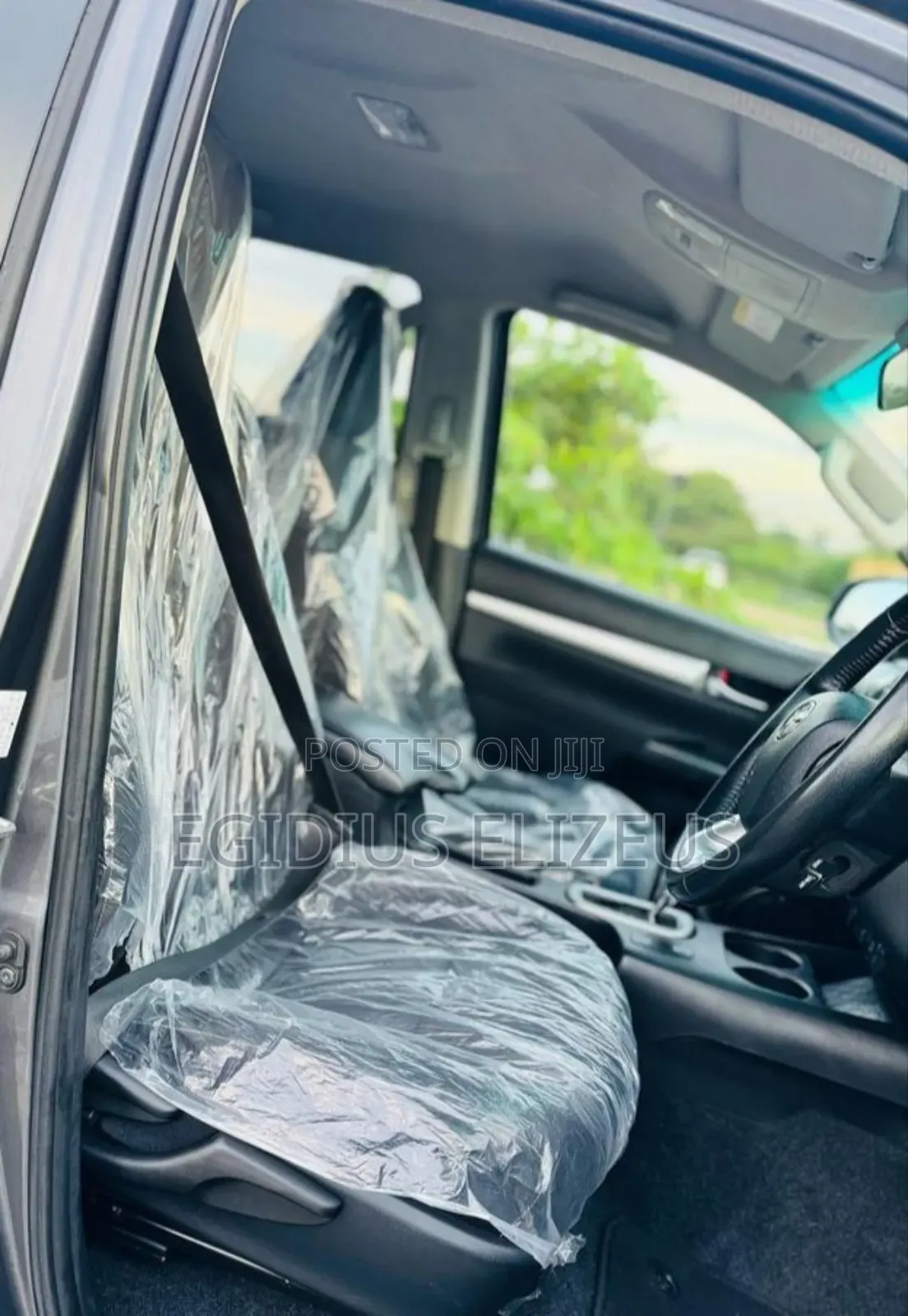 Toyota Hilux 2023 Gray