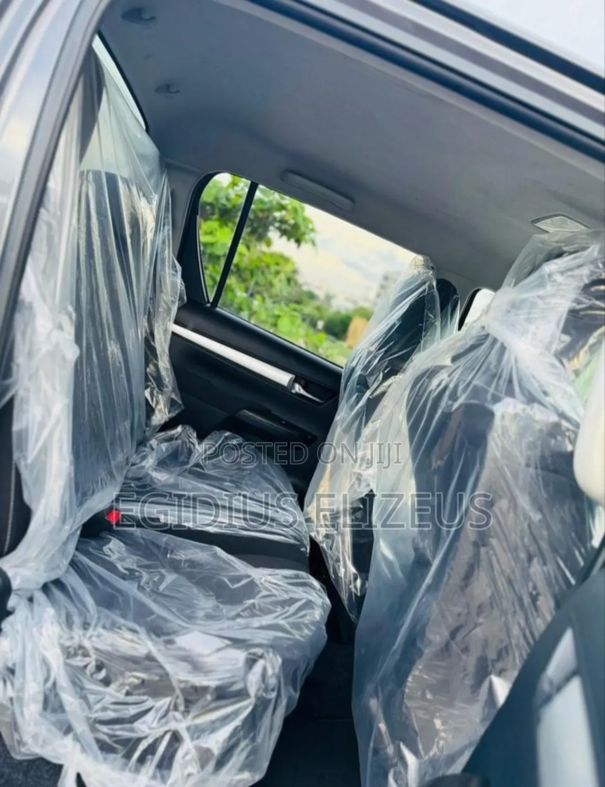 Toyota Hilux 2023 Gray