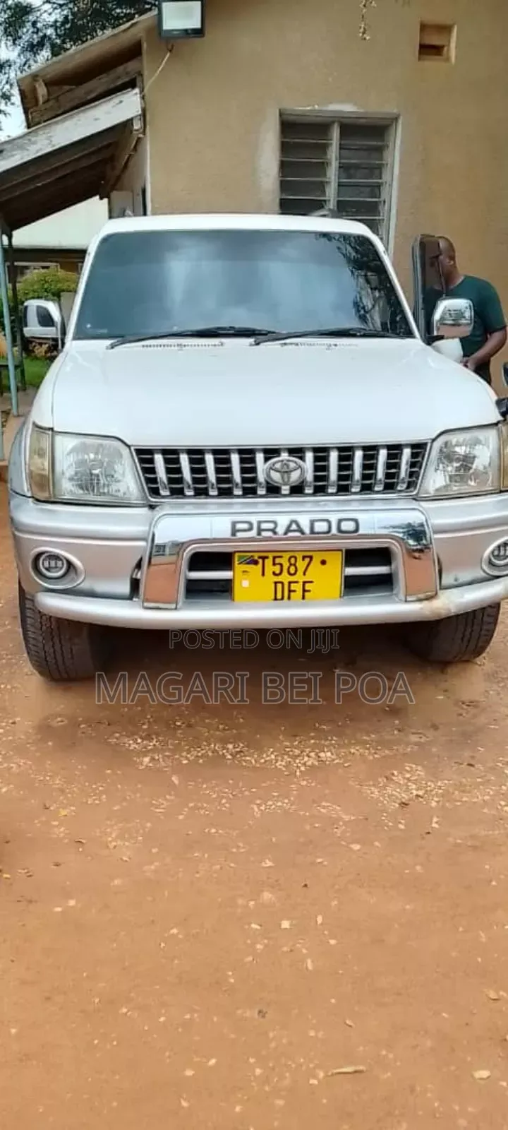 Toyota Land Cruiser Prado 2005 White