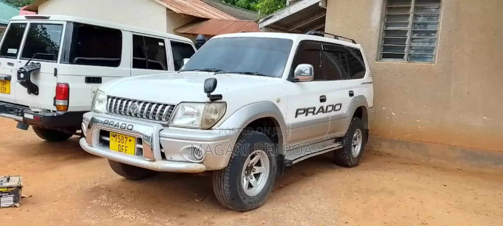 Toyota Land Cruiser Prado 2005 White