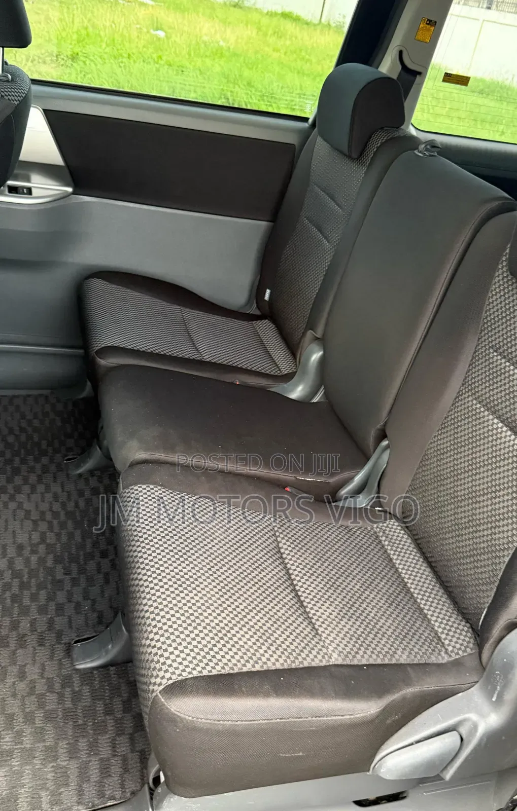 Toyota Noah 2009 Black