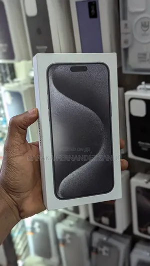 New Apple iPhone 15 Pro Max 256 GB Black