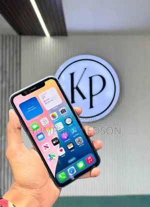 New Apple iPhone 11 128 GB Purple