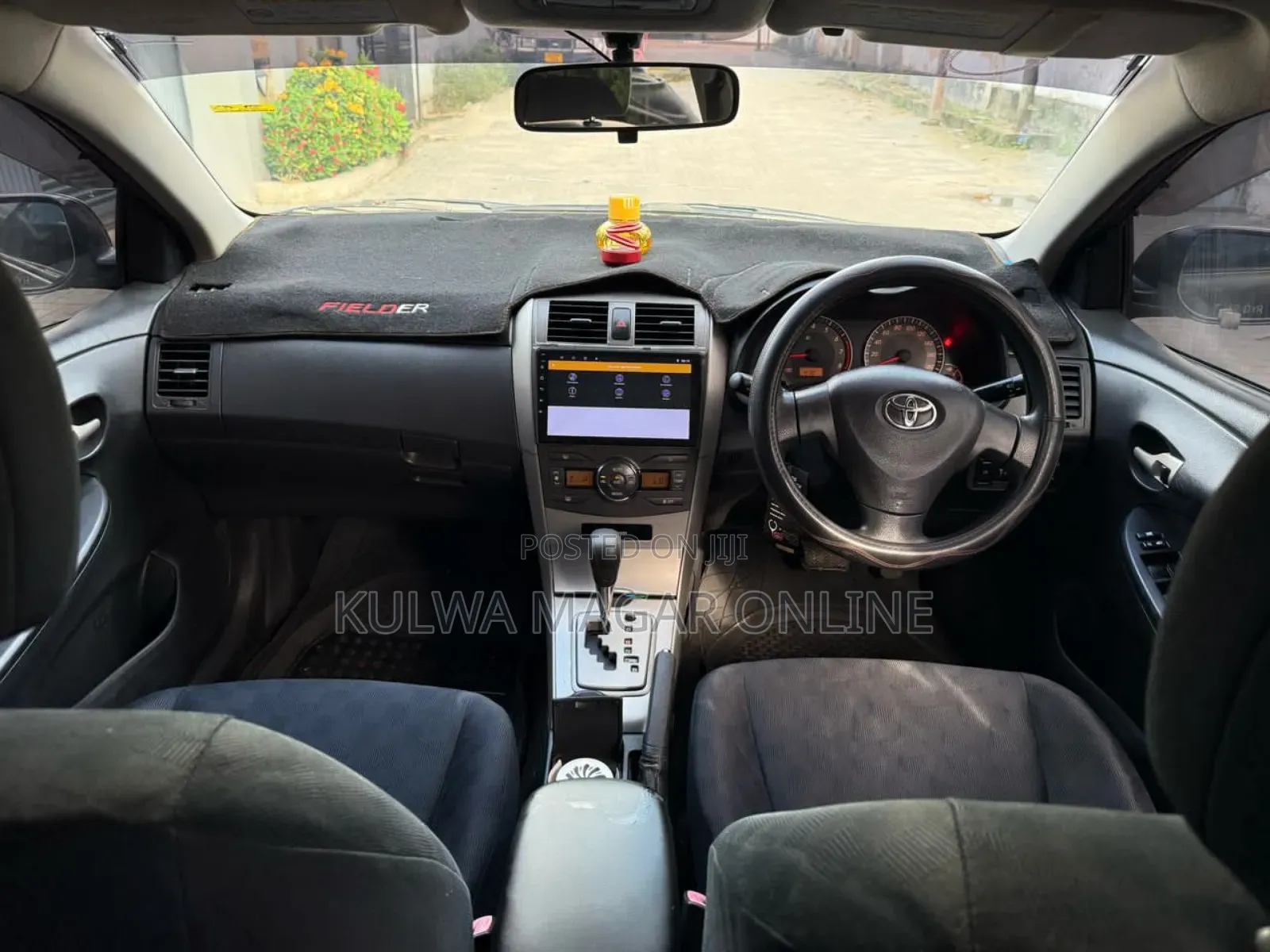 Toyota Crown Royale 2005 Black