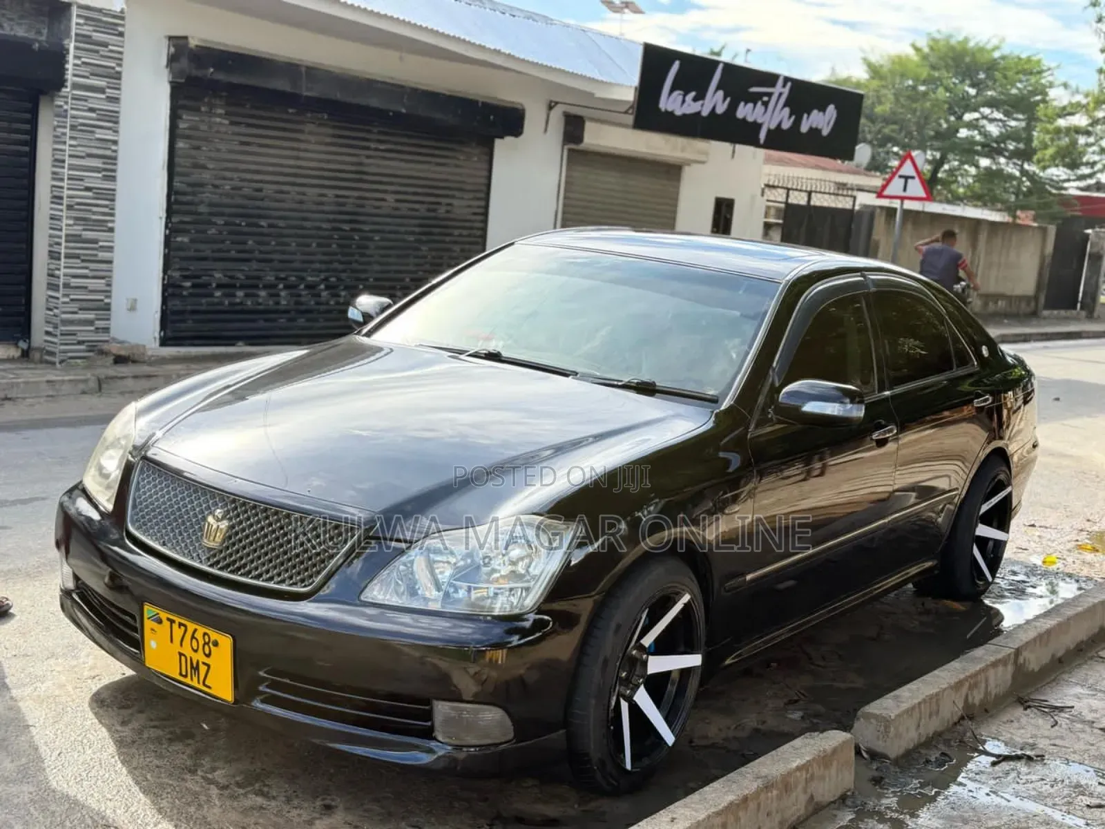 Toyota Crown Royale 2005 Black