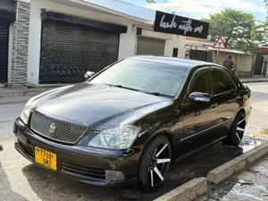 Toyota Crown Royale 2005 Black