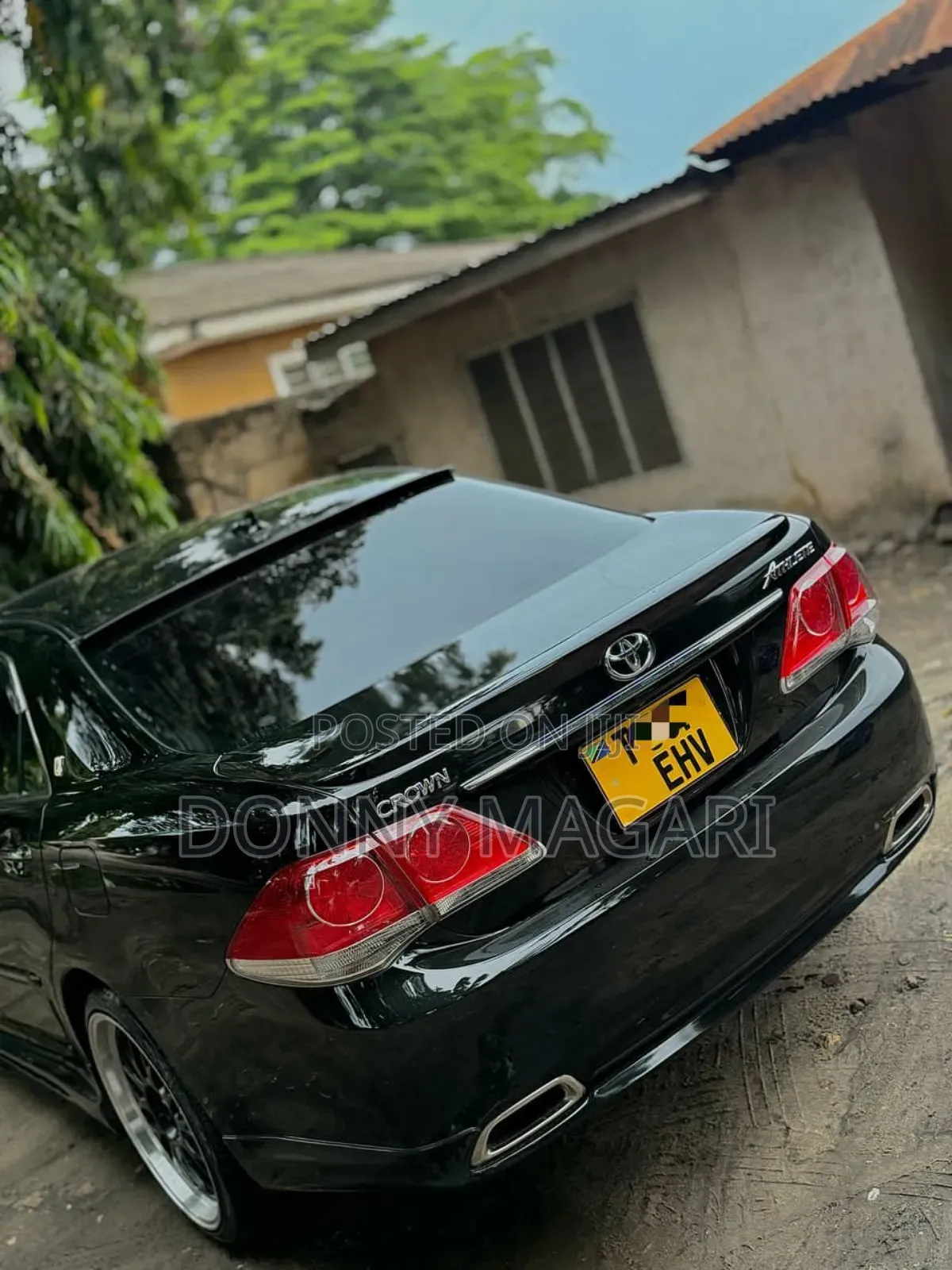 Toyota Crown 2013 Black