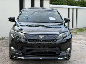 Toyota Harrier 2.0 4WD 2015 Black
