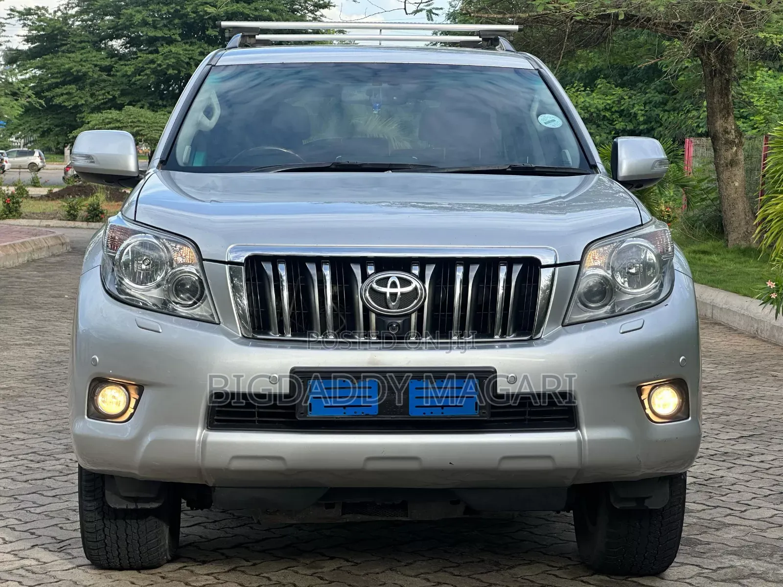 Toyota Land Cruiser Prado 2012 Silver
