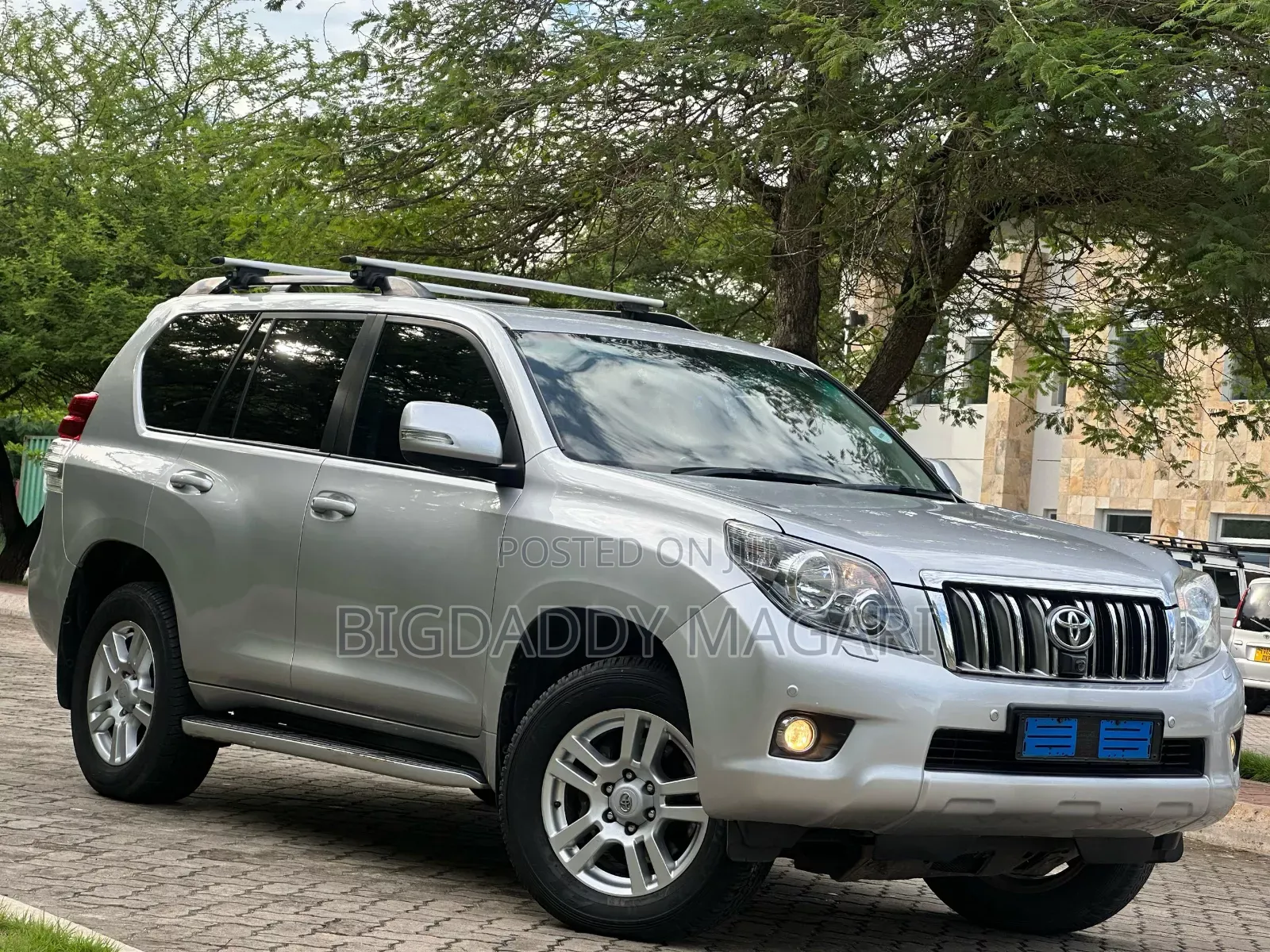 Toyota Land Cruiser Prado 2012 Silver