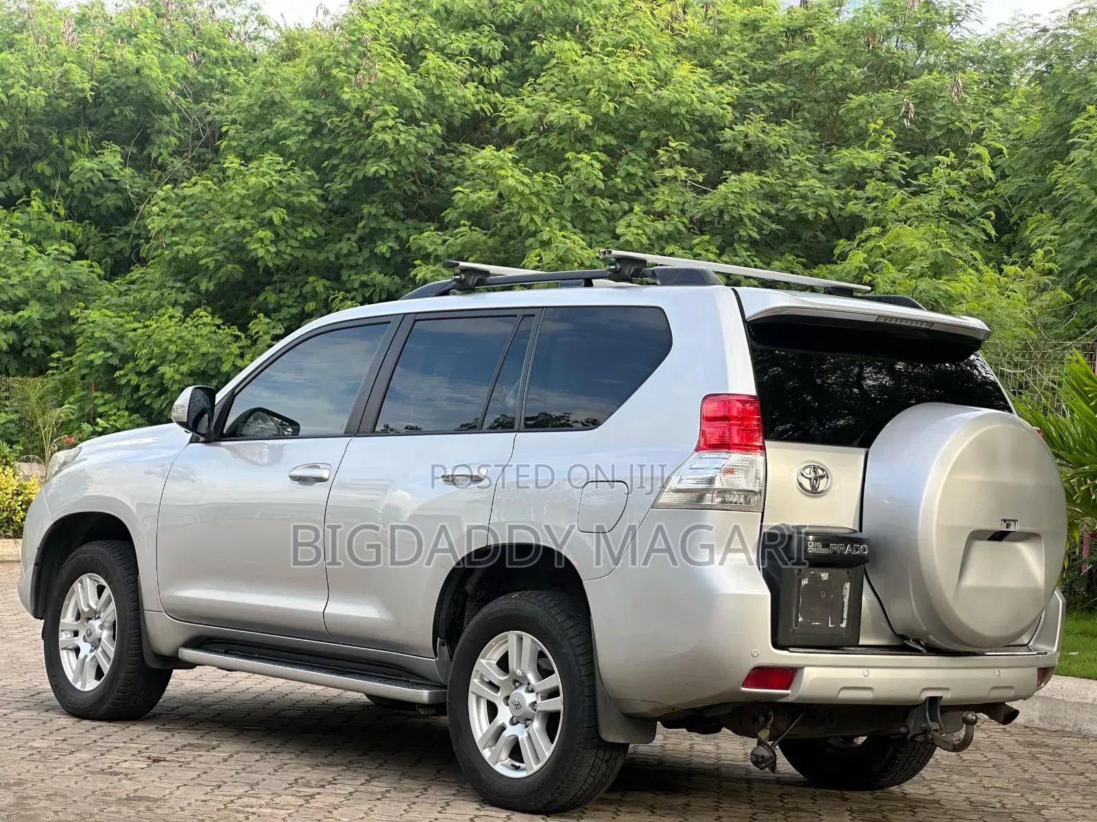 Toyota Land Cruiser Prado 2012 Silver