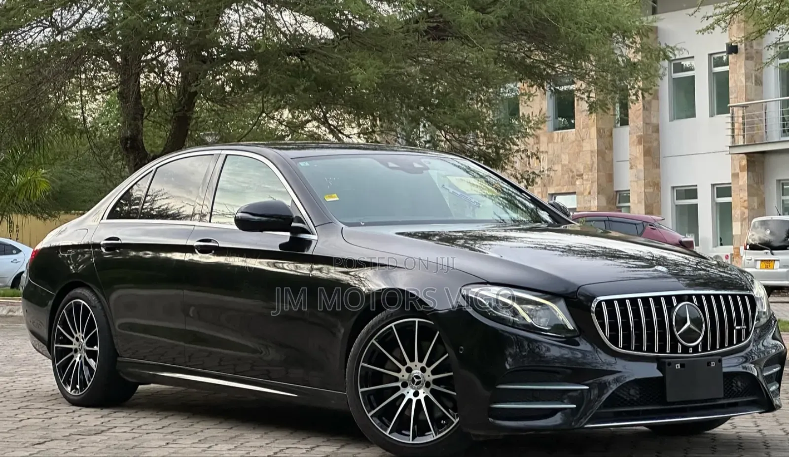 Mercedes-Benz E200 2016 Black
